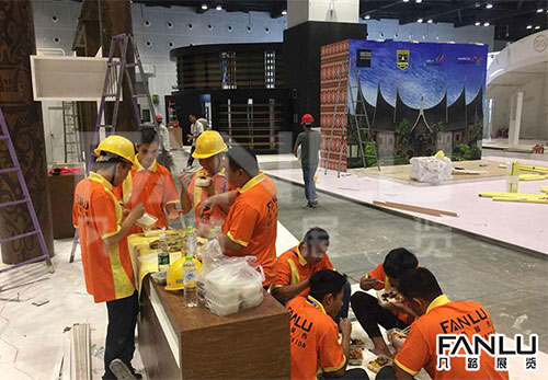 展臺(tái)搭建 展臺(tái)搭建